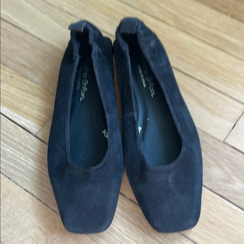 Pedro Anton Black Suede Women's Flats